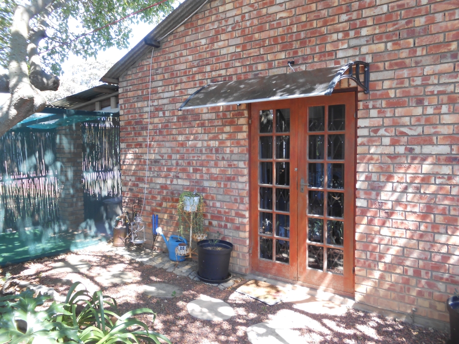 3 Bedroom Property for Sale in Humansdorp Eastern Cape